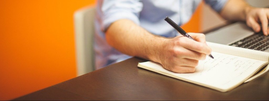 office, startup, business-594132.jpg